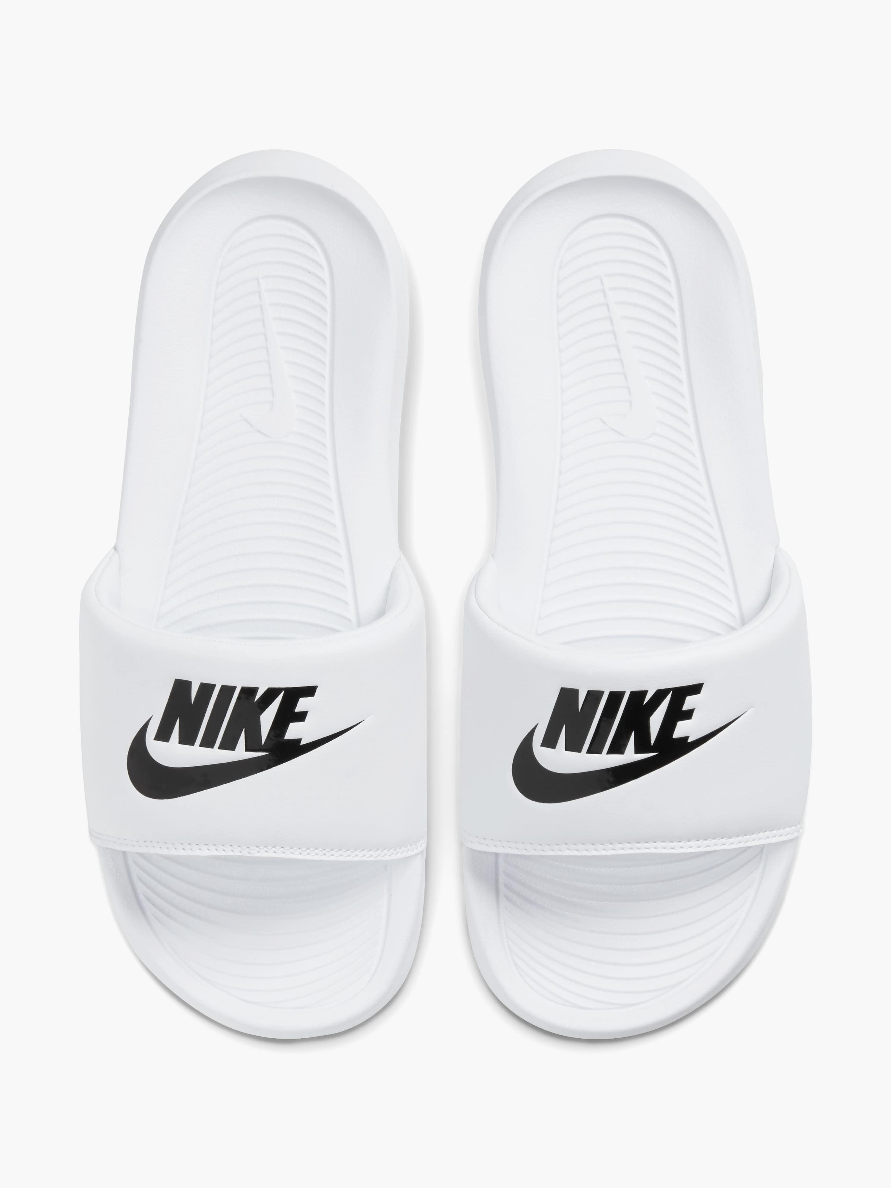 Nike Beyaz Nike Victori One