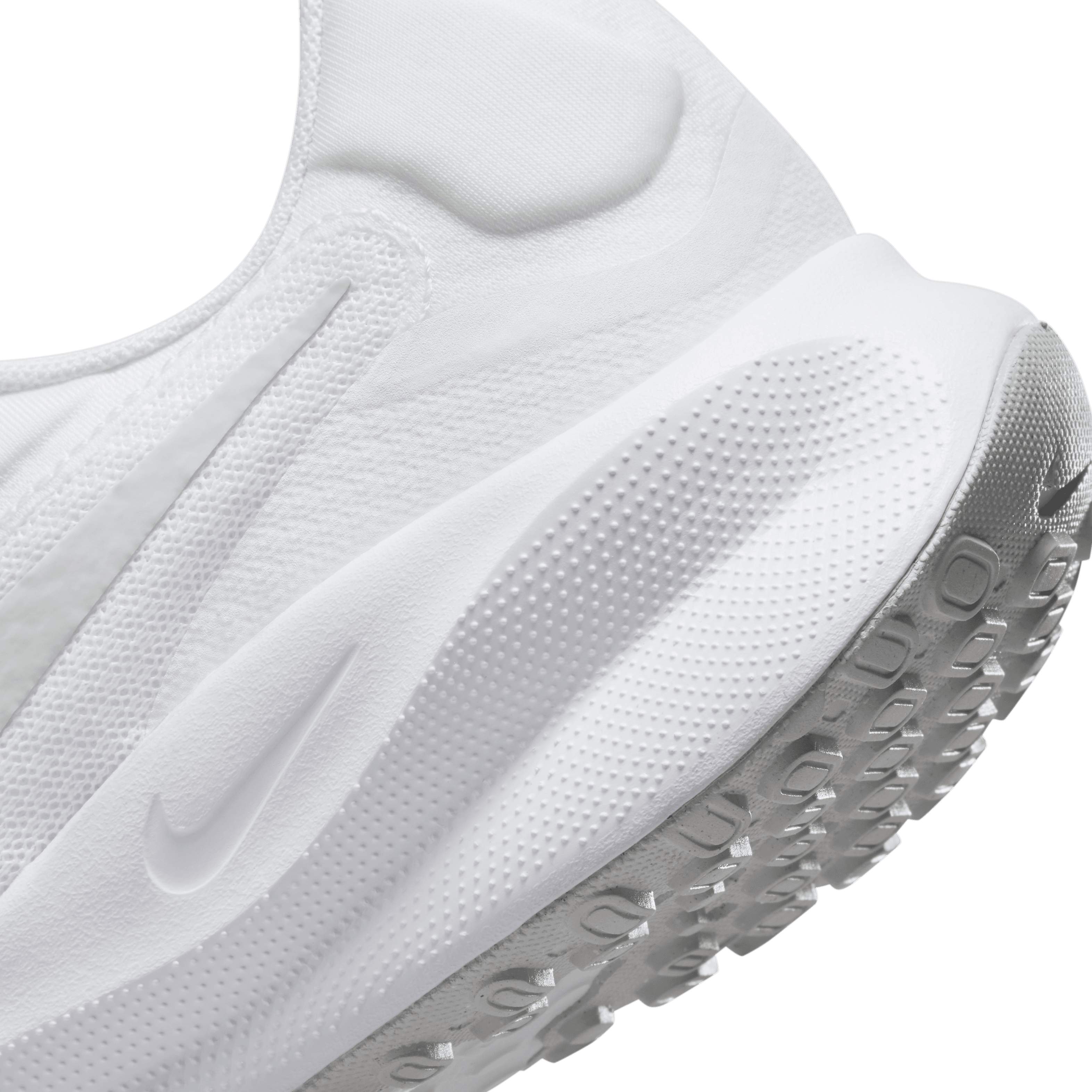 Nike Beyaz Nike Revolution 7