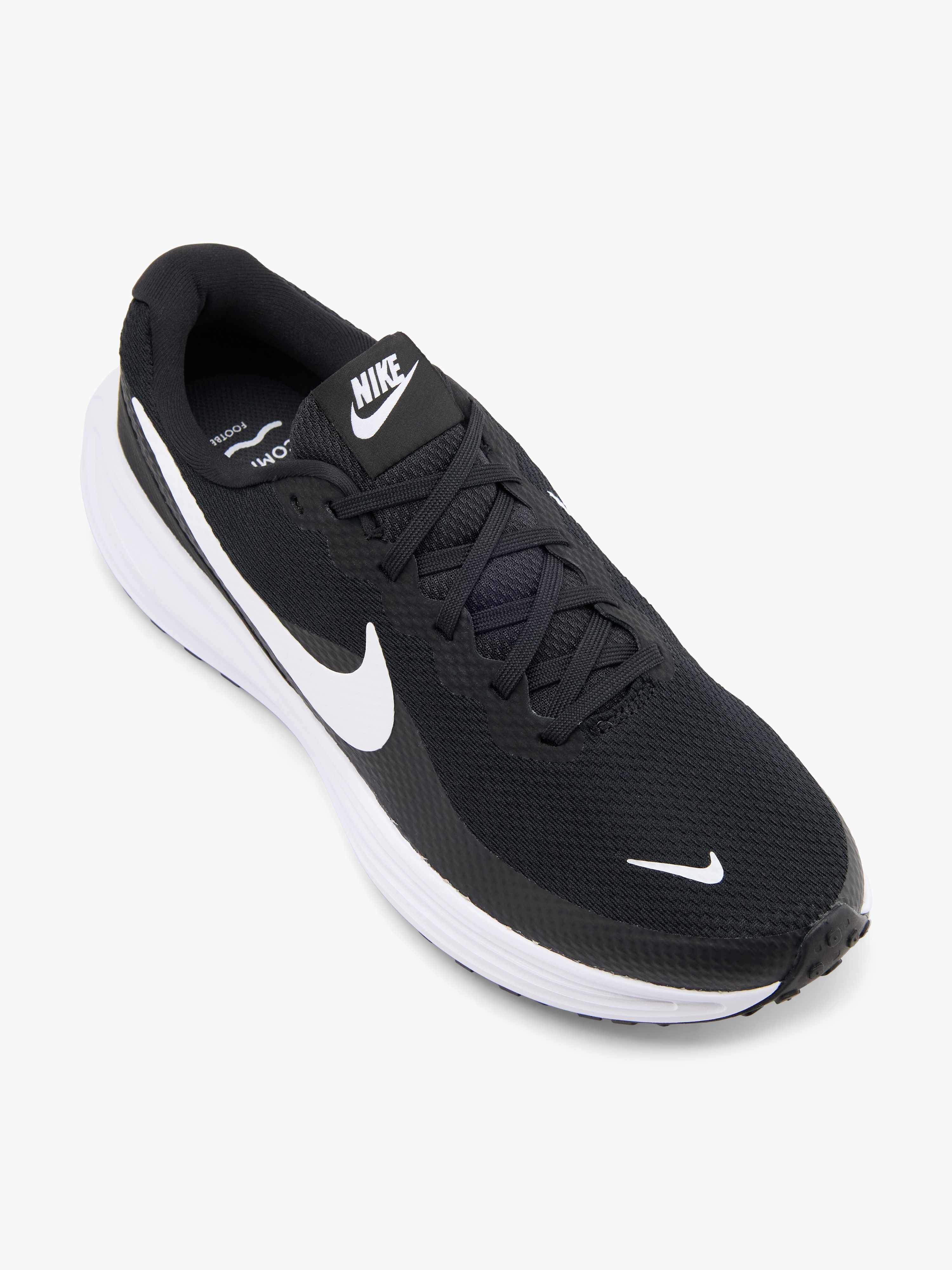 Nike Siyah Nike Revolution 8
