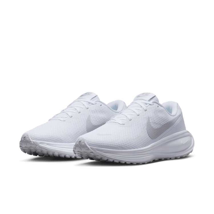 Nike Beyaz Nike Revolution 8