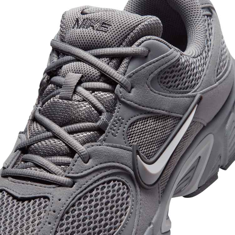 Nike Gri Nike V5