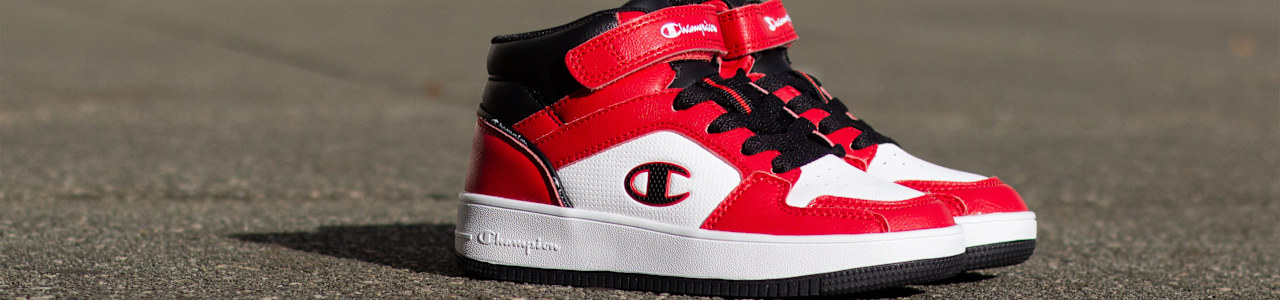 C-format_brandheader_Champion FW23 Campaign 010_4000x2142_CK_1023