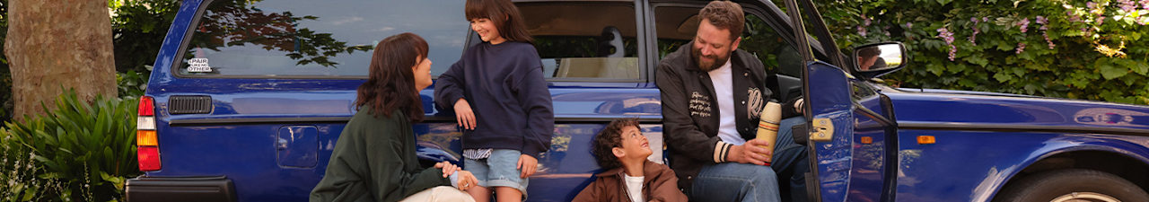 cdn-format_category-promo_skechers_allgender_AW_1424x250_0225