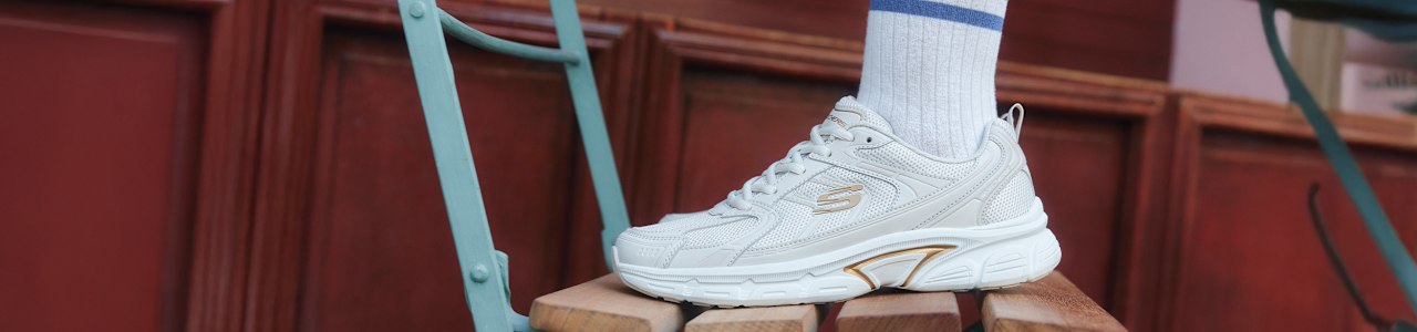 cdn_brandheader_landscape_2500x906_skechers_oc_women_MH_0226_02_INT