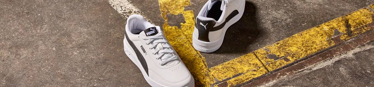 Sneakers in a industrial environnement