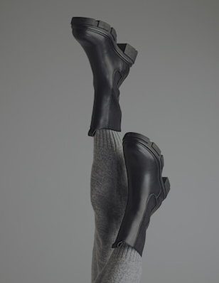 BND0053_Portrait_Dockers_Women_2