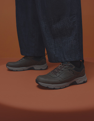 cdn_four-grid-category_portrait_1928x2500_Retail_Media_BND0376C_men_AW_0726