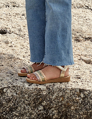 cdn_dy_H6_desktop_four-grid-category_girl-shoe_sandals_CH_348x449_0425