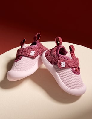 Two toddlers slippers