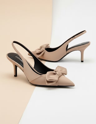 brown pumps
