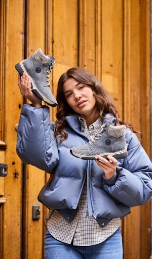 cdn_storyslider_portrait_1720x2500_Retail_Media_rieker_women_AW_0826_03
