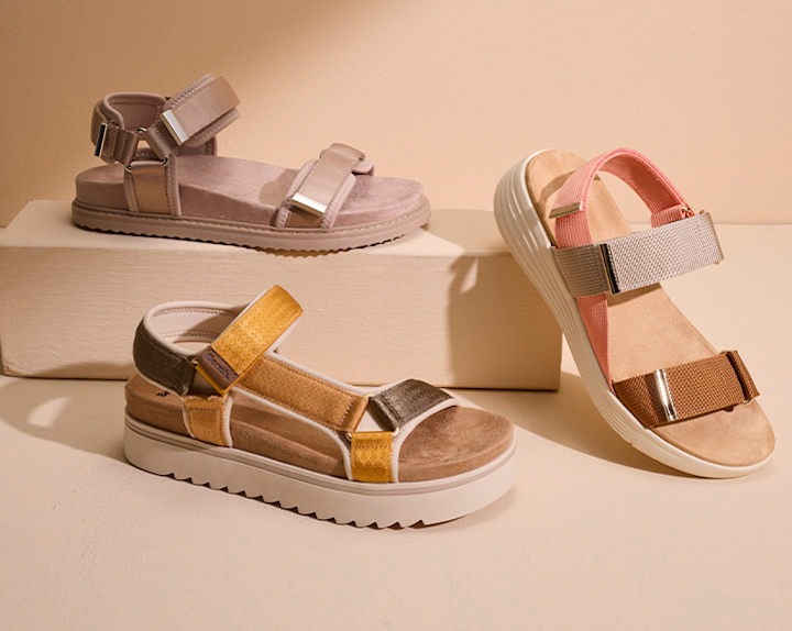 cdn-format_main-banner_urban-trekking_women_CH_1465x573_0225