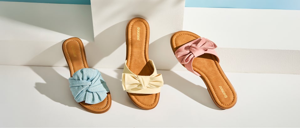 cdn_main-banner_landscape_2500x1068_Retail_Media_WMN0195_sandals-best-price_women_AW_0126