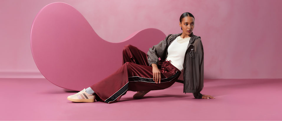 cdn_main-banner_landscape_2500x1068_Retail_Media_WMN0215C_women_AW_0726