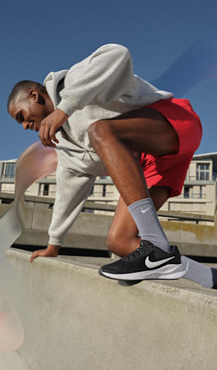 cdn-format_storyslider_nike_men_AW_750x1090_0225_01