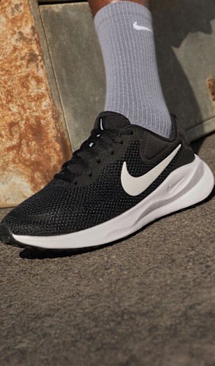 cdn-format_storyslider_nike_men_AW_750x1090_0225_03