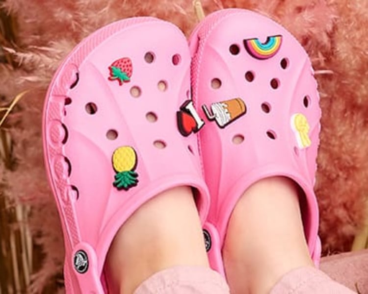 Crocs zapatos al mejor precio