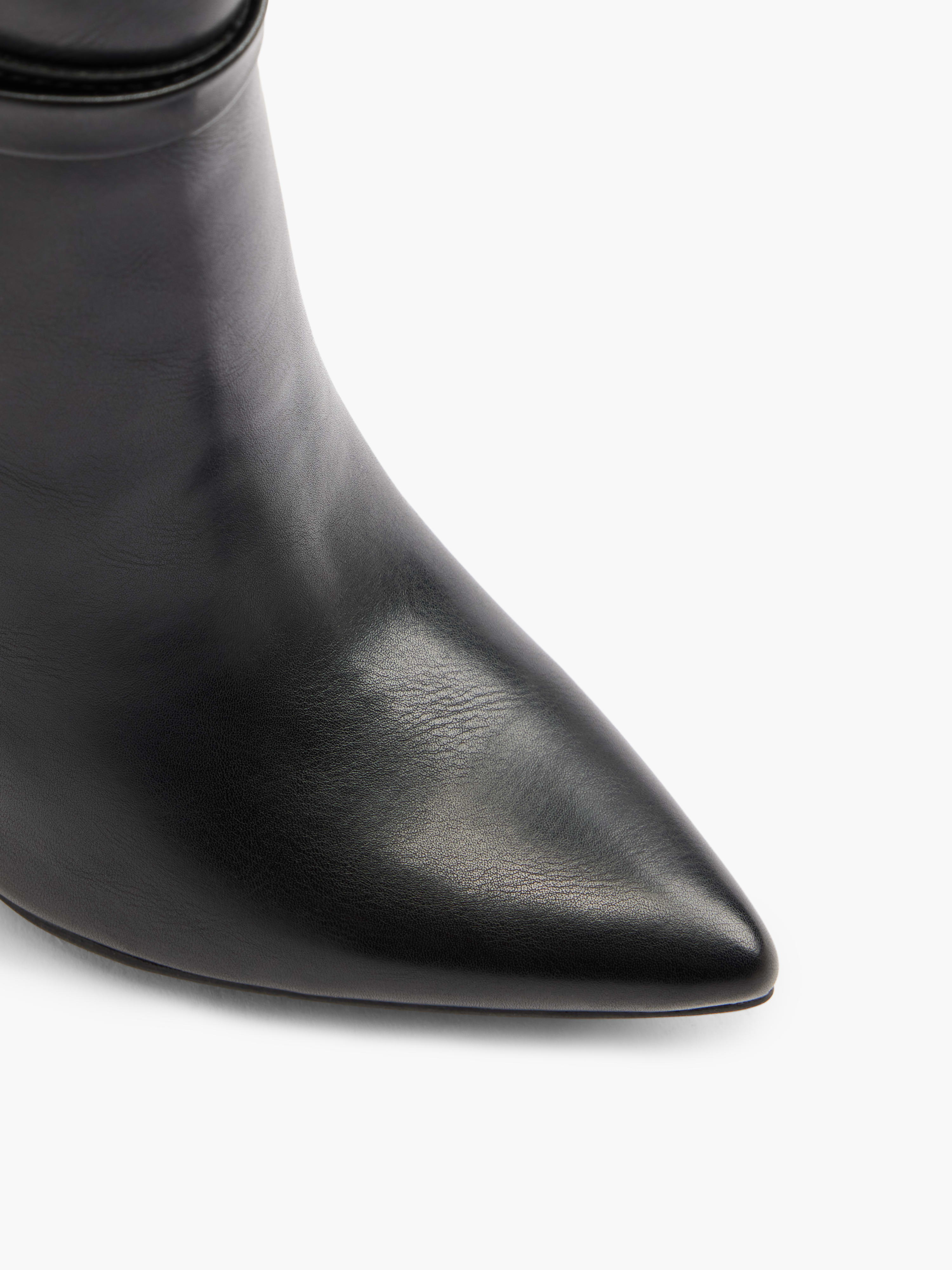 Stiefelette