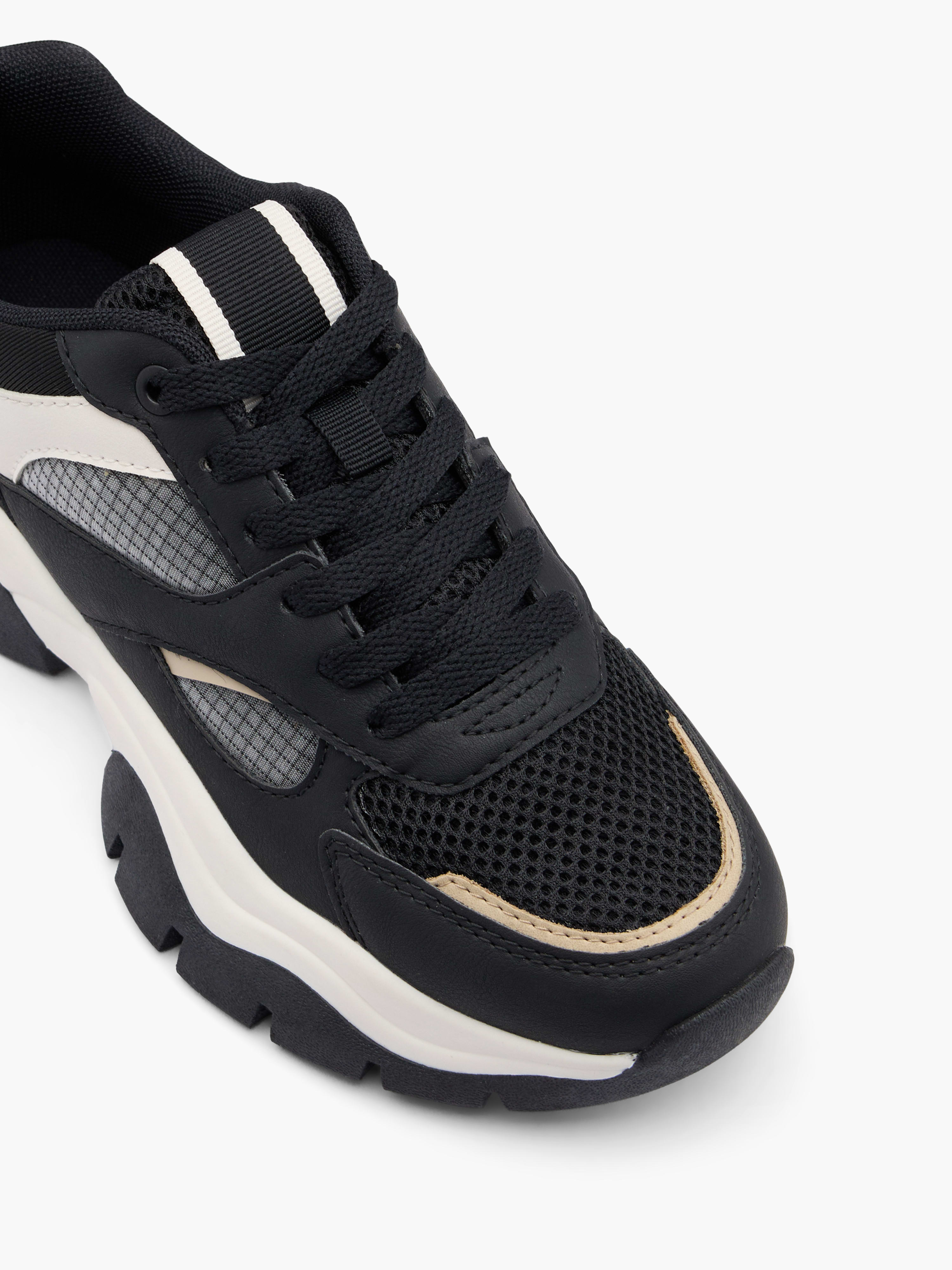Chunky sneaker