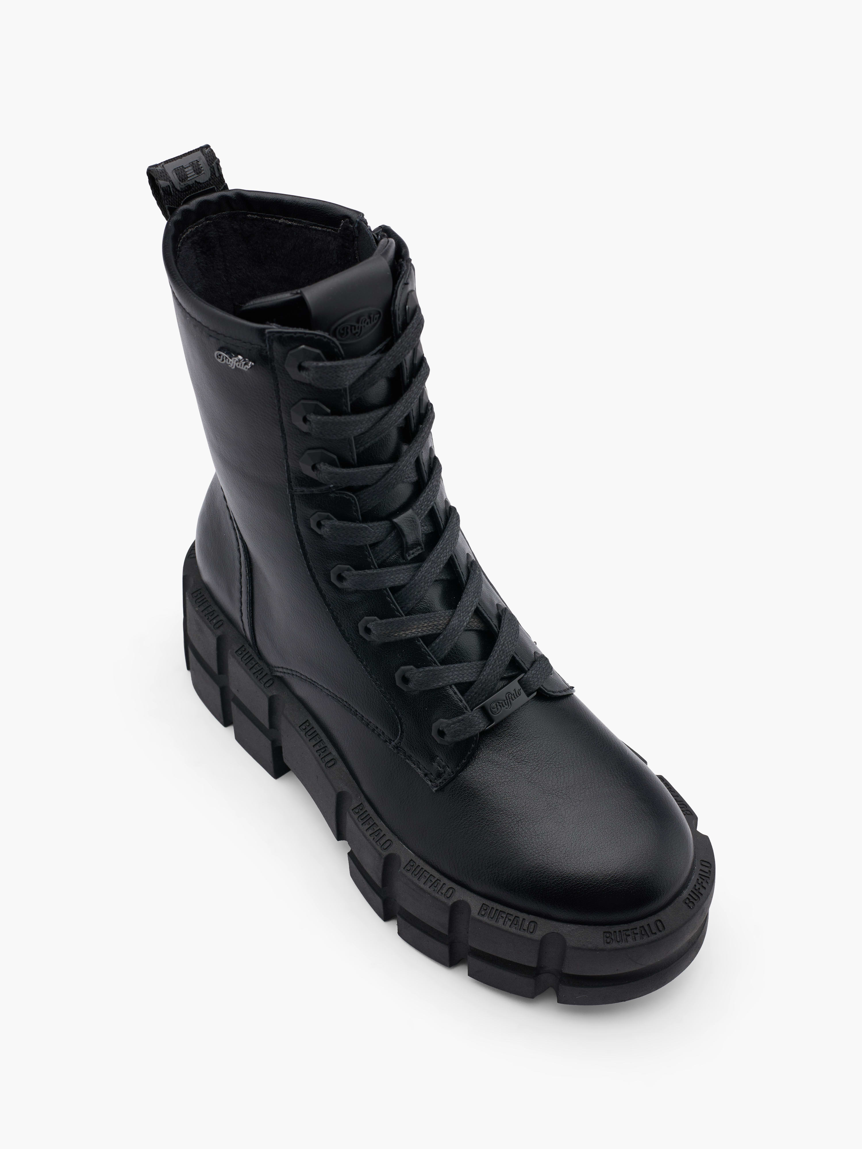 Schnürboots