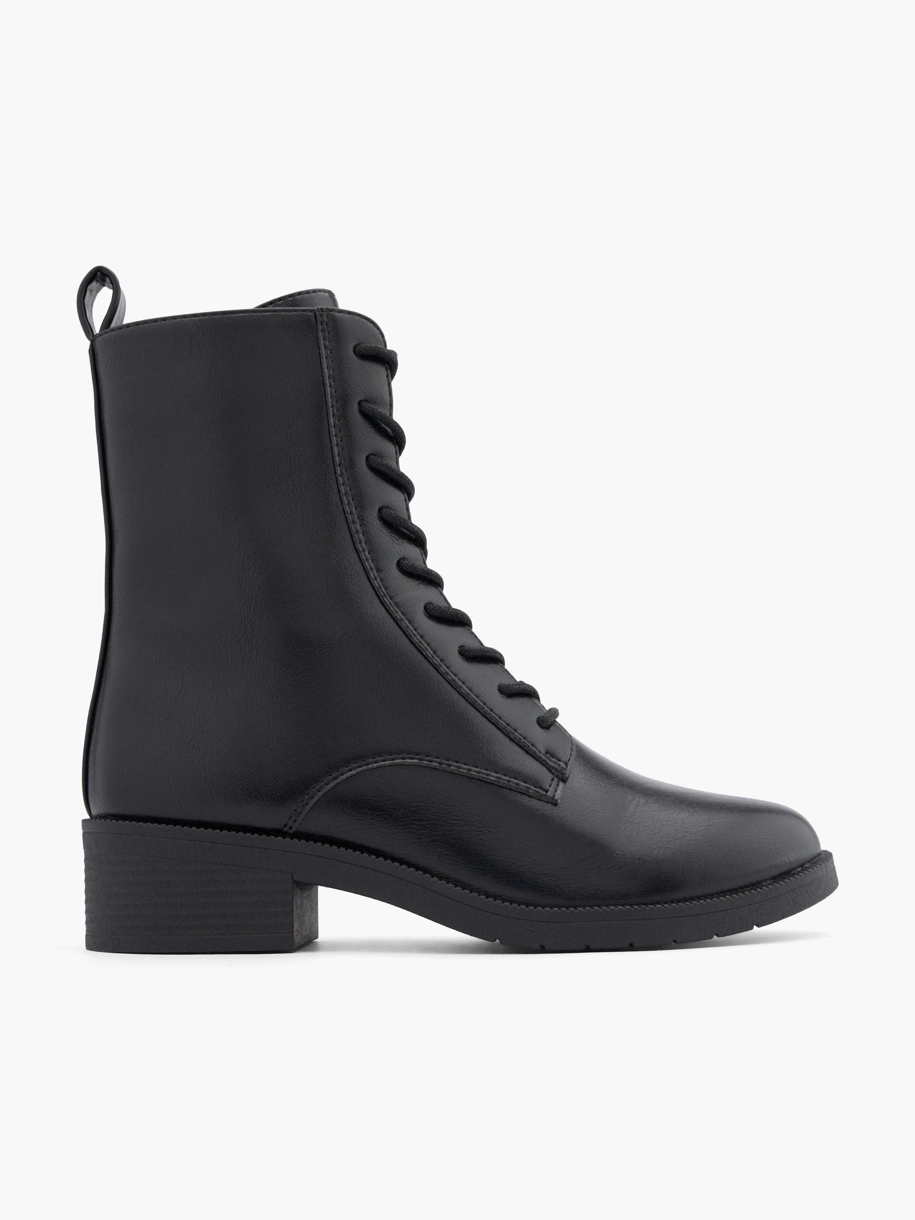 Stivaletto allacciato