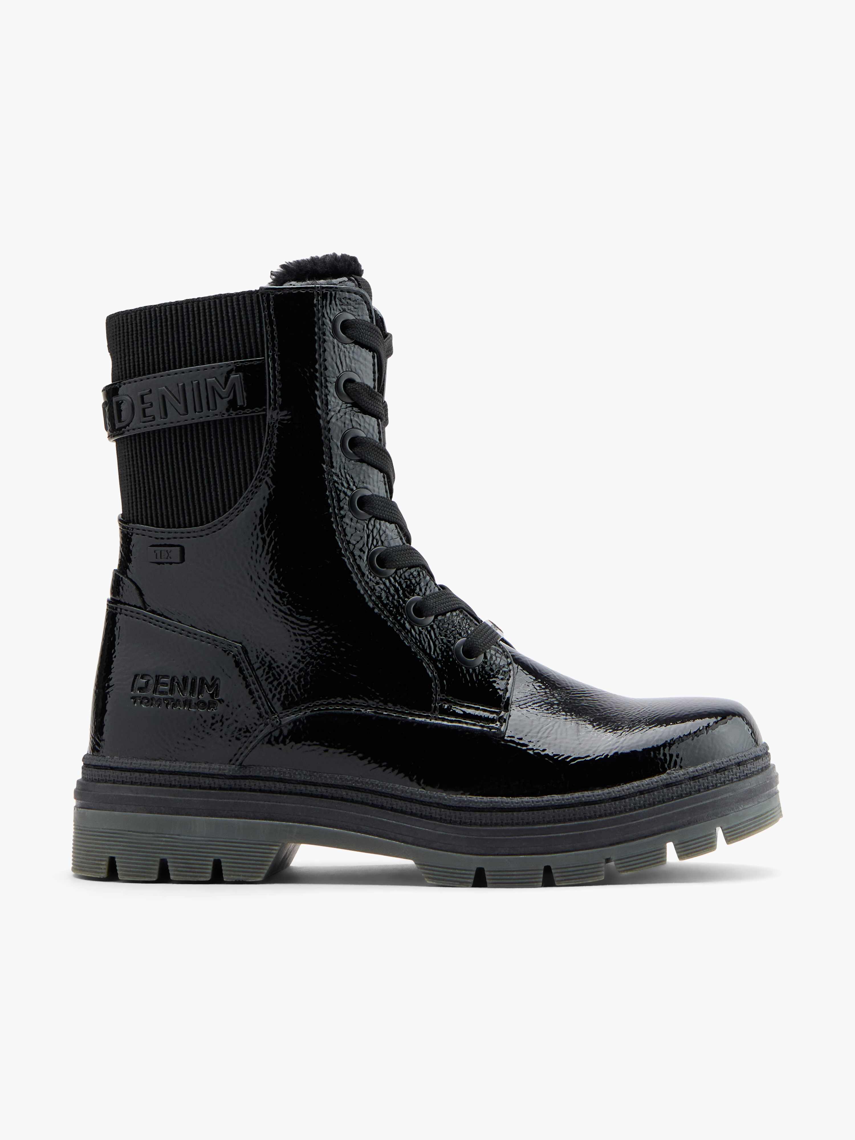 Schnürboots