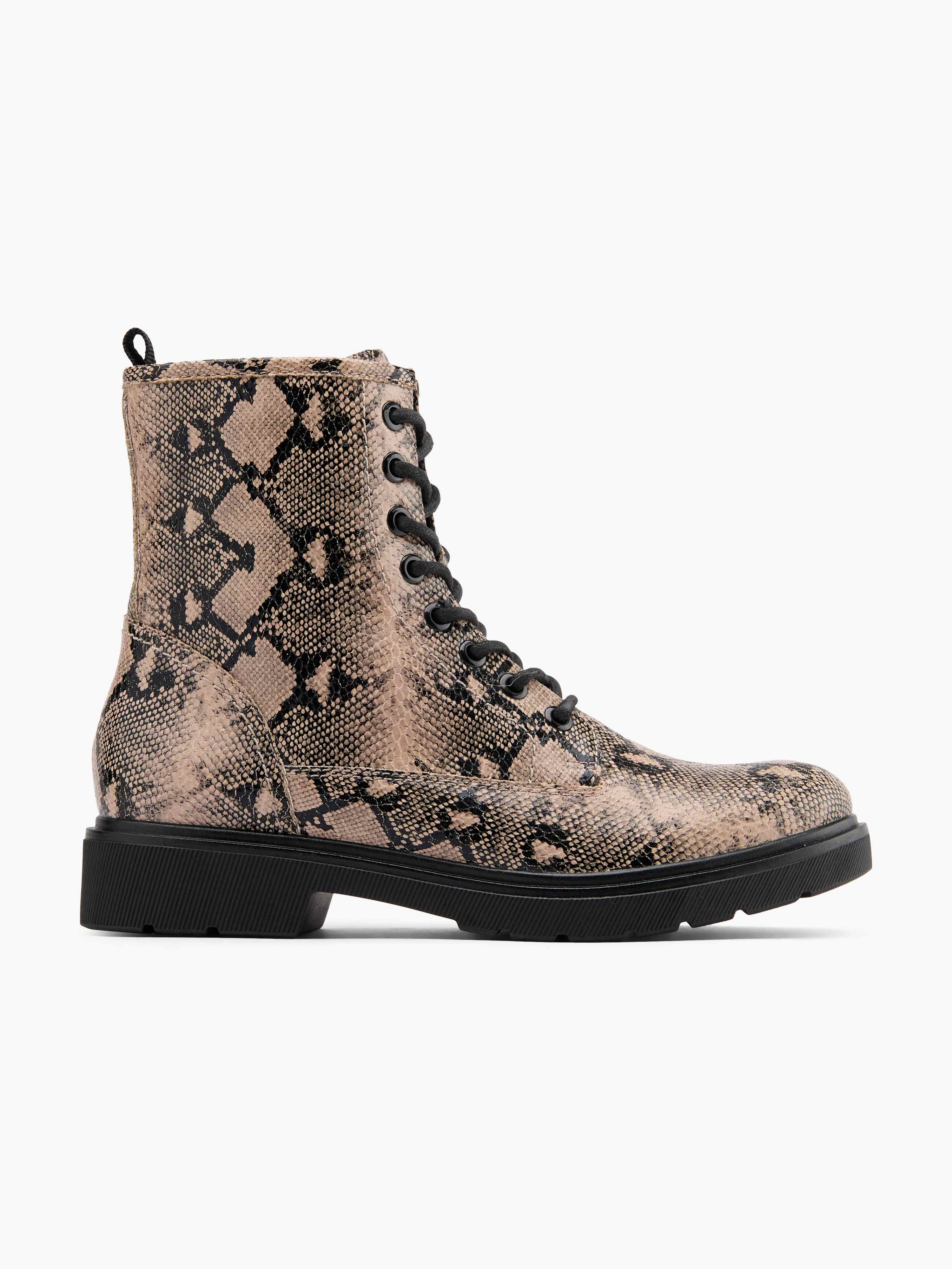 Schnürboots
