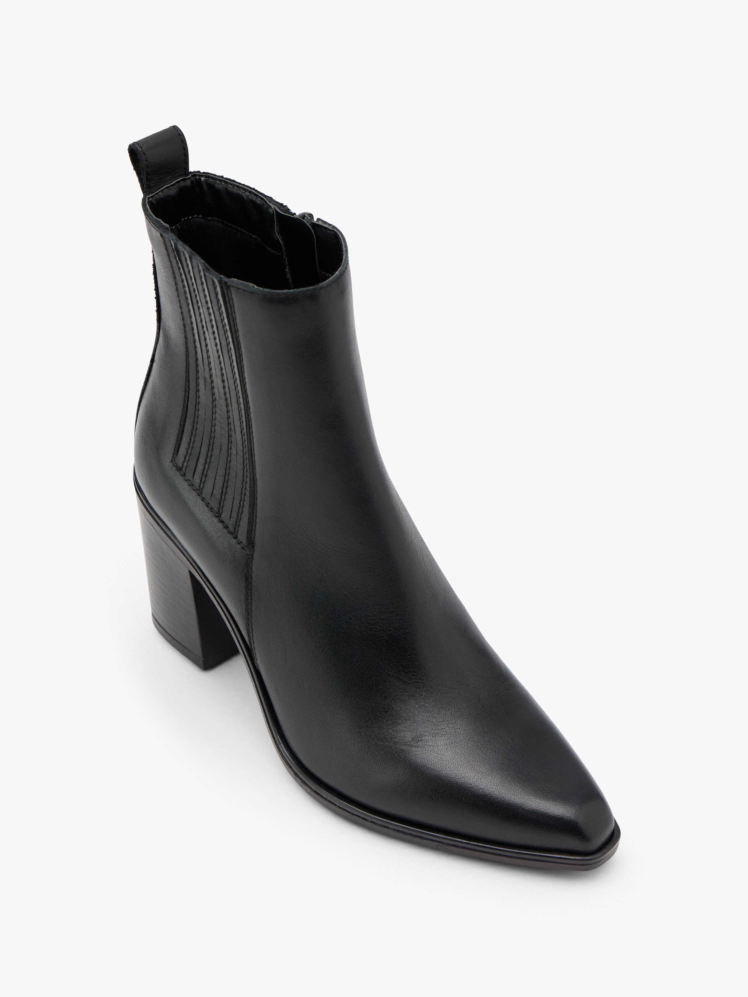 Stiefelette