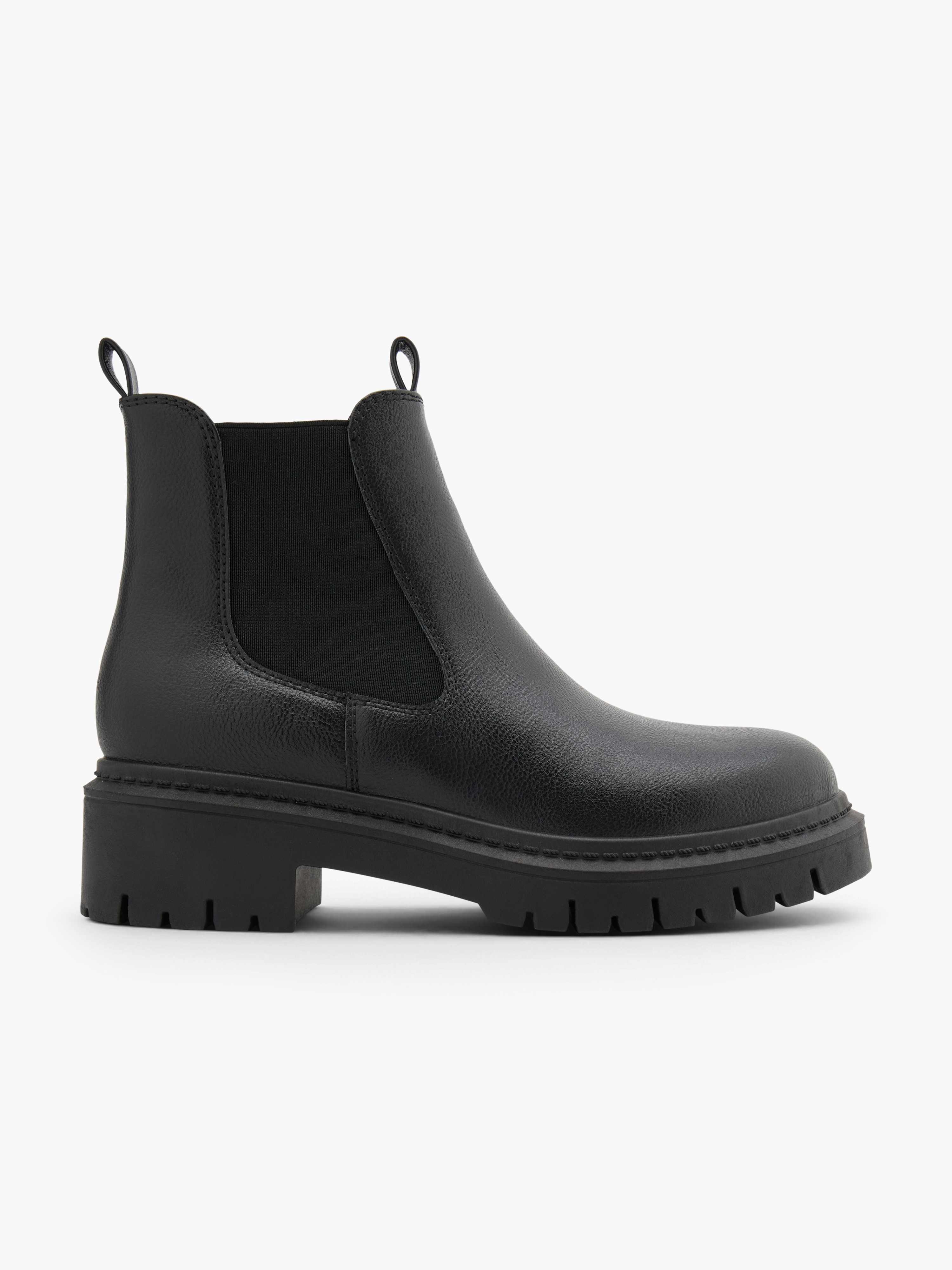 Chelsea Boots