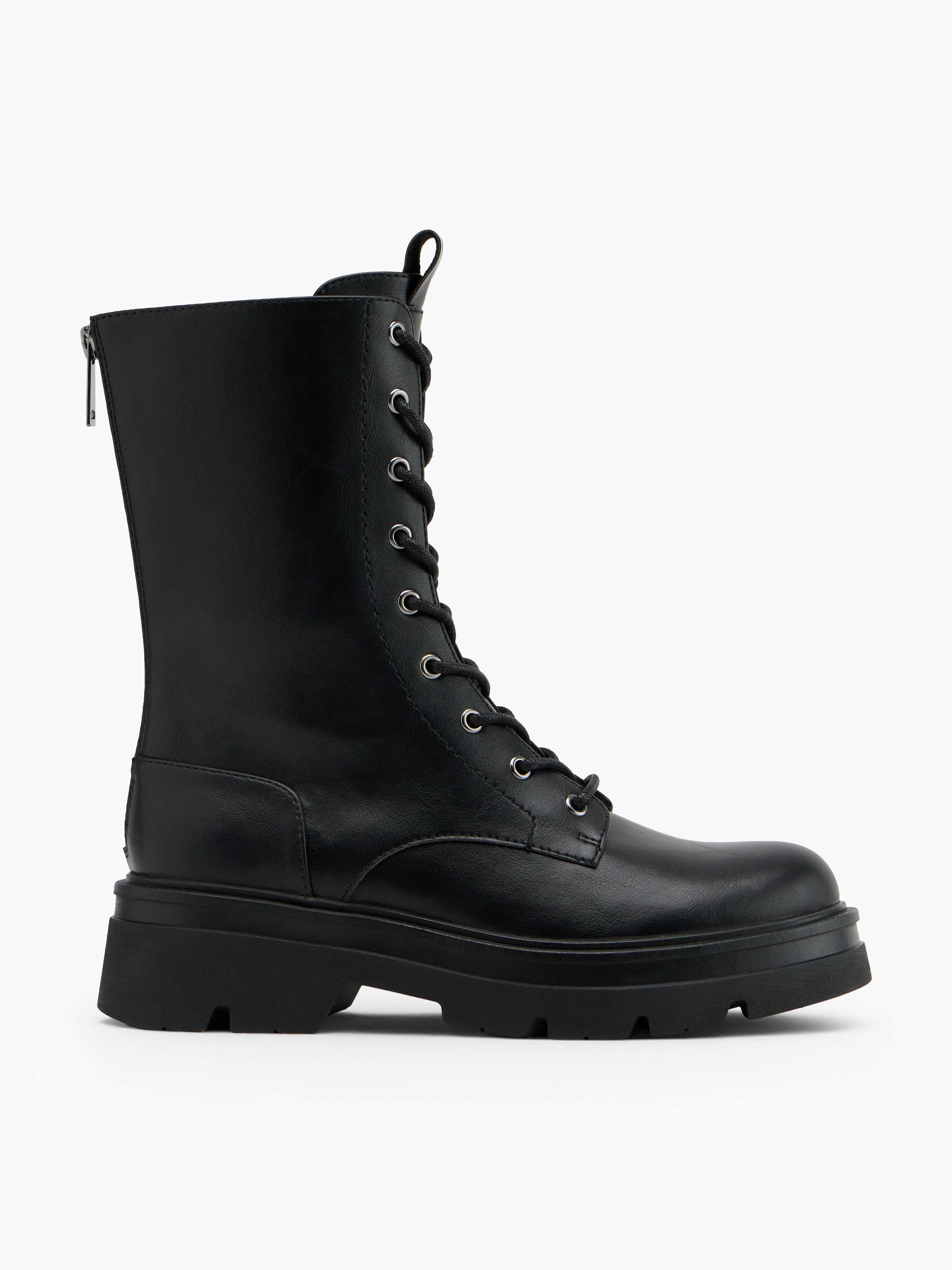 Schnürboots