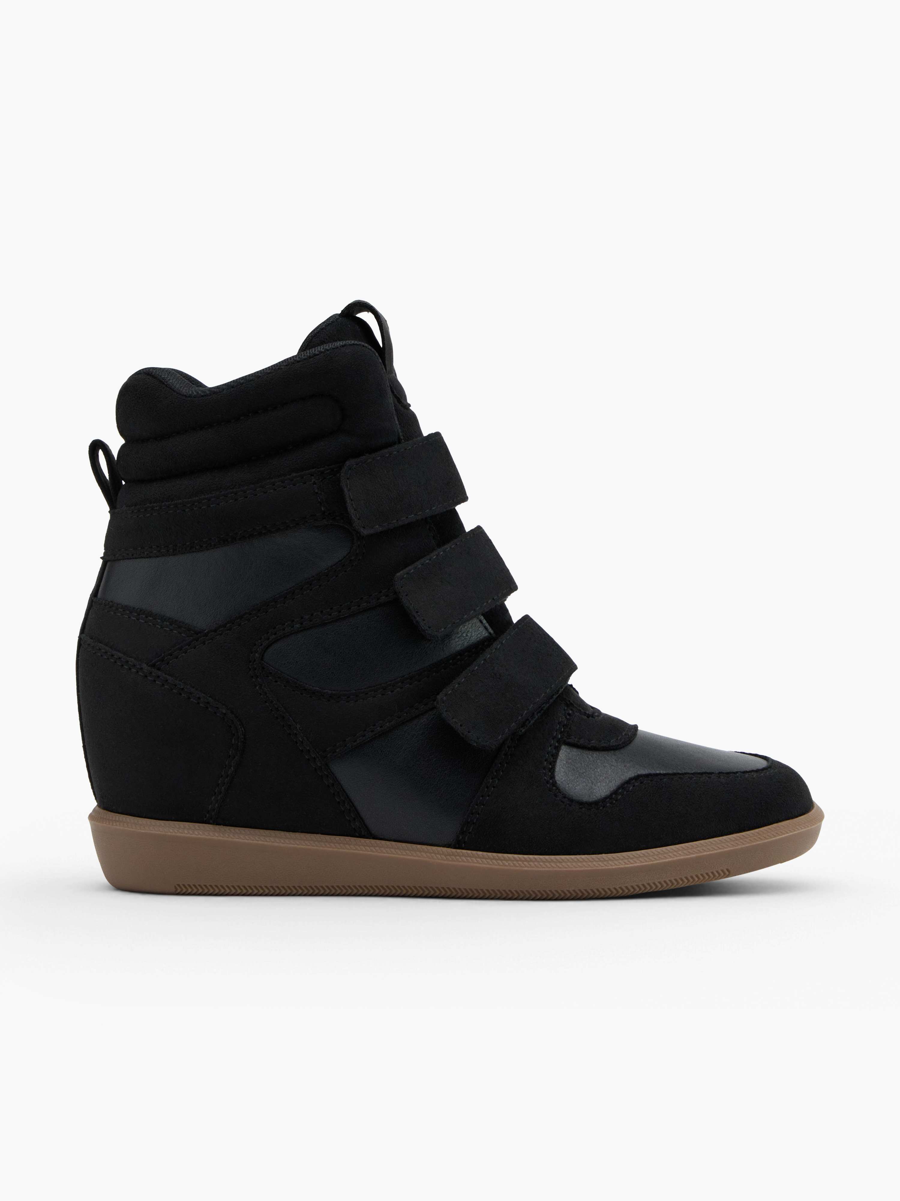Hoher Sneaker