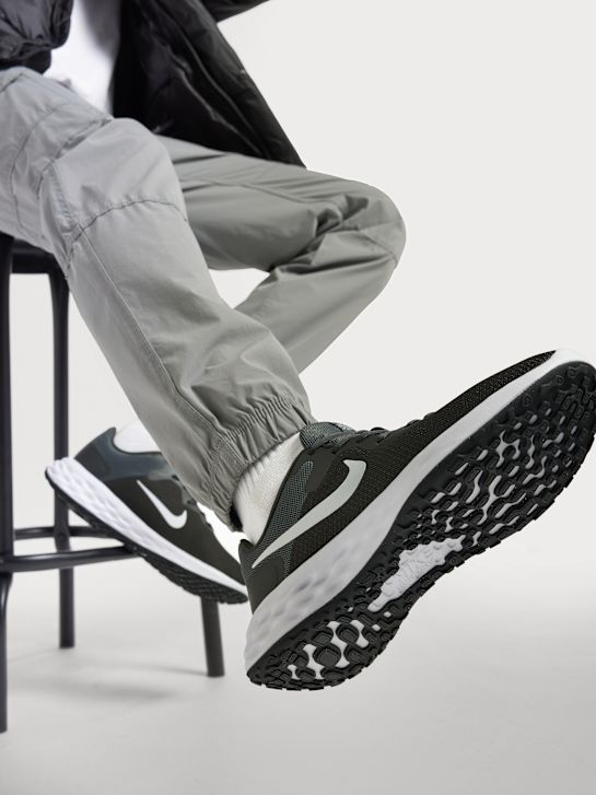 Nike Bežecká obuv Sivá 5919 8