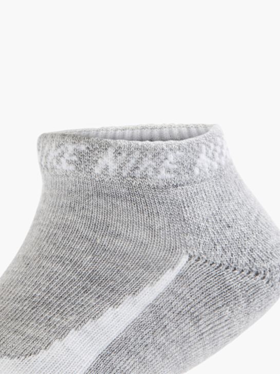 Nike Socken Grau 32815 4