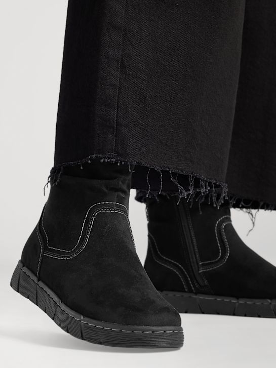 Easy Street Boot Black 5665 5