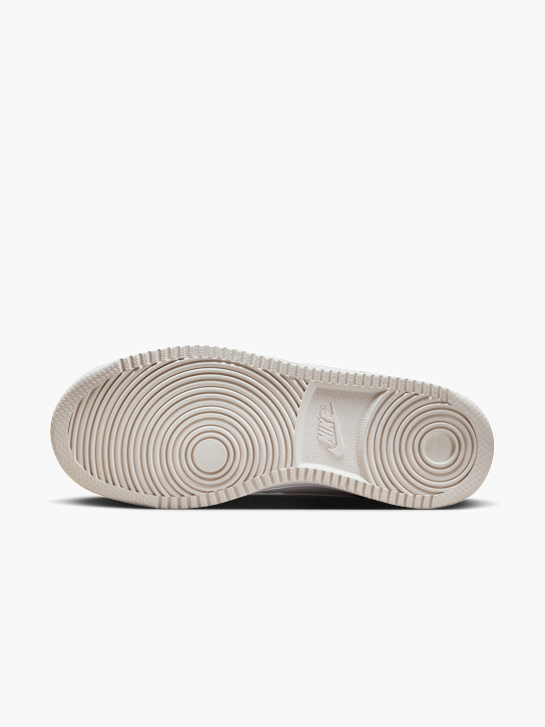 Nike Visoke superge Bela 27458 5