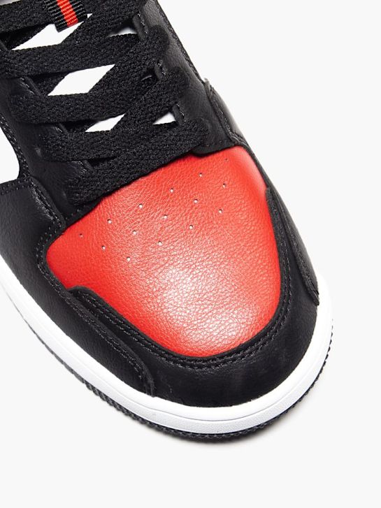 Champion High top trainer Red 87559 2