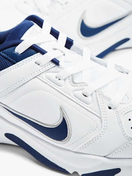 Nike Sneaker Weiß 573 5