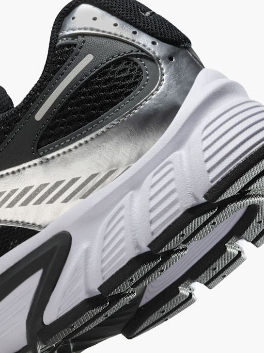 Nike Tenisky Sivá 78627 5