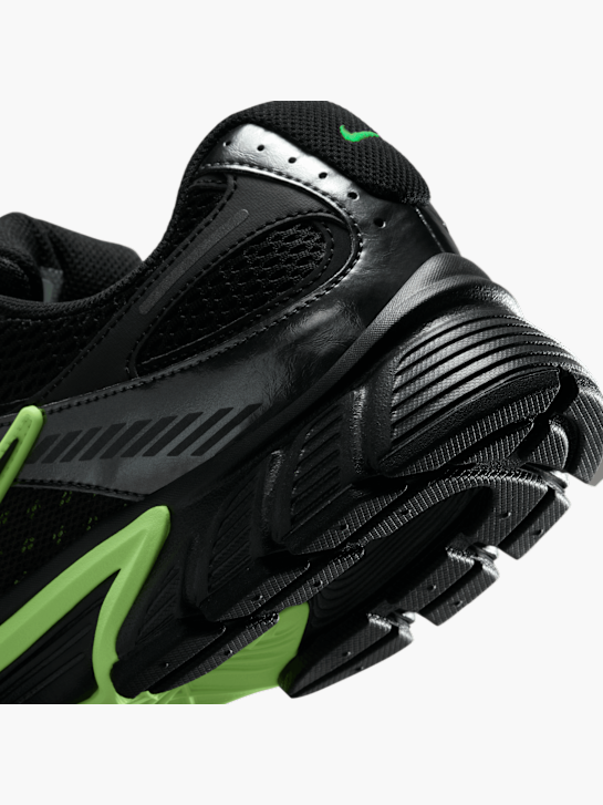 Nike Baskets Noir 79046 6