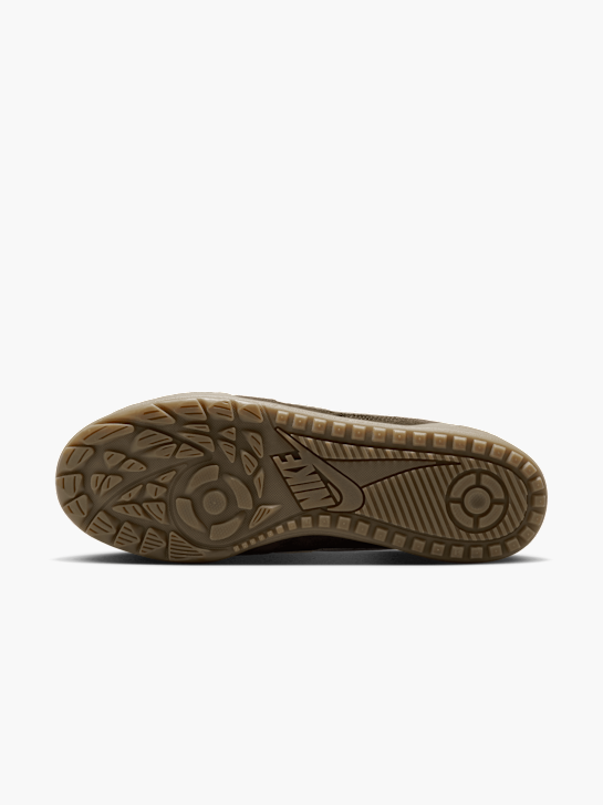 Nike Baskets Marron 118840 4