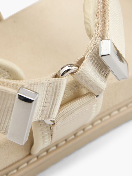 Catwalk Magassarkú szandál bézs 128850 5