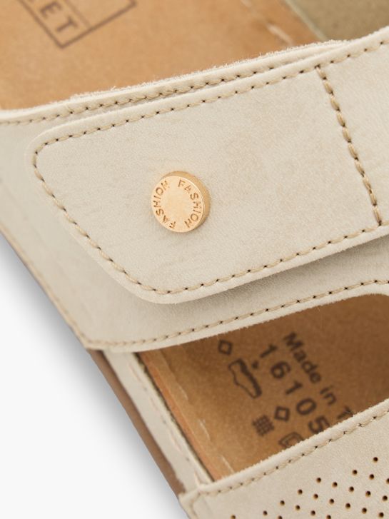 Easy Street Mules Crème 135373 5