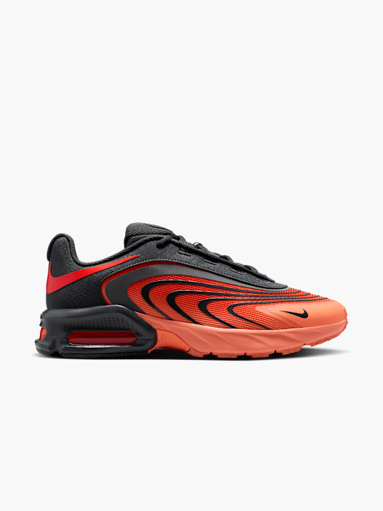 Nike Sneaker Orange 137926 1