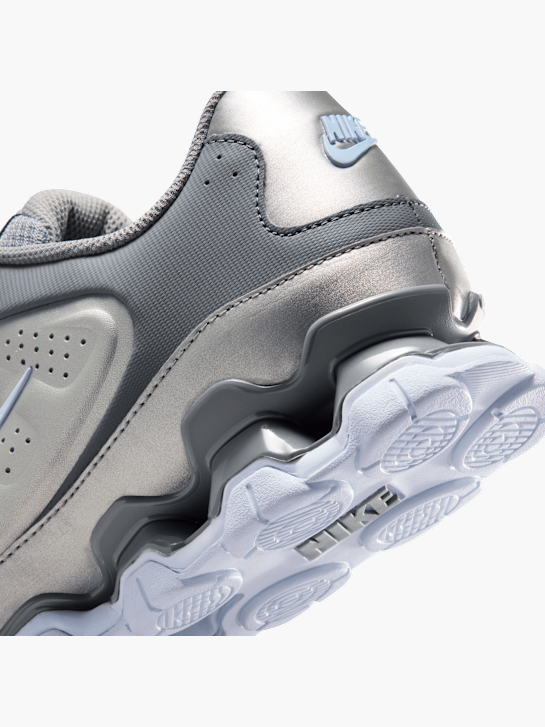 Nike Baskets Argent 137938 4