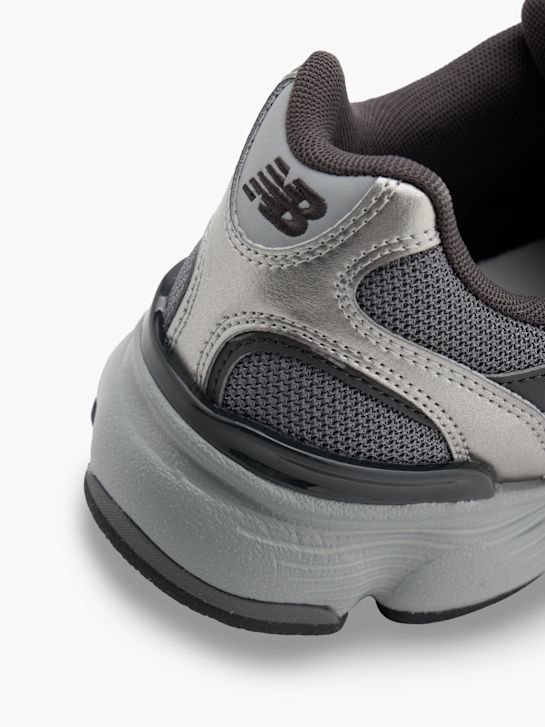 New Balance Sneaker Grigio 140940 6