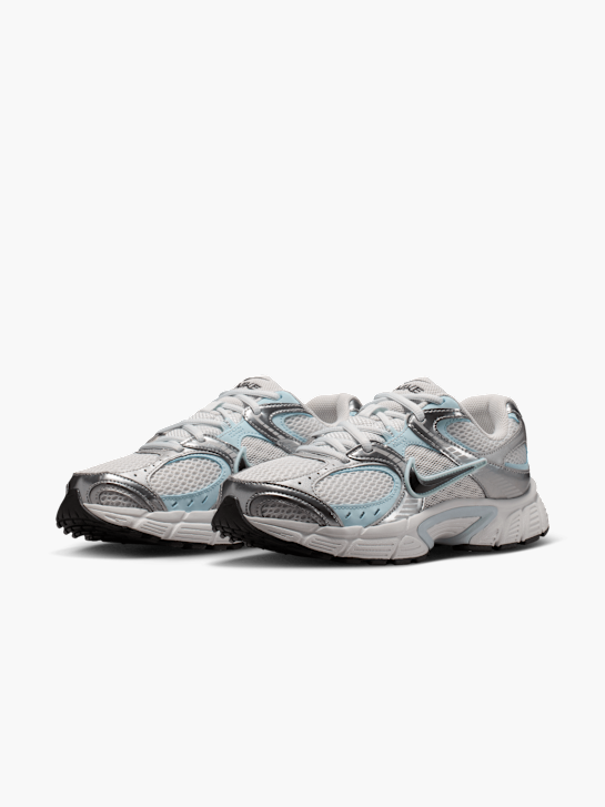 Nike Sneaker Silber 146215 2