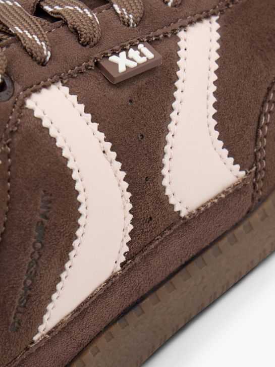 Xti Sneaker marrón 147830 5