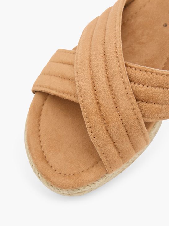 Claudia Ghizzani Sandale s petom Camel 151076 5