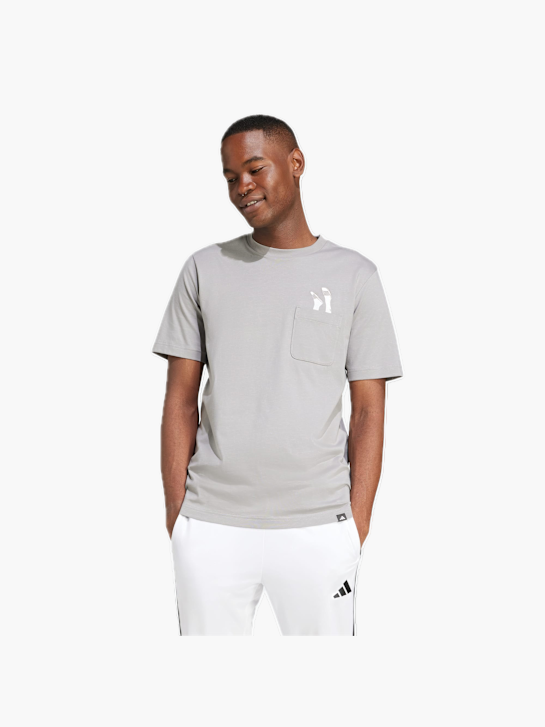 adidas Lounge Slides Graphic Pocket T-Shirt Grau 132194 2