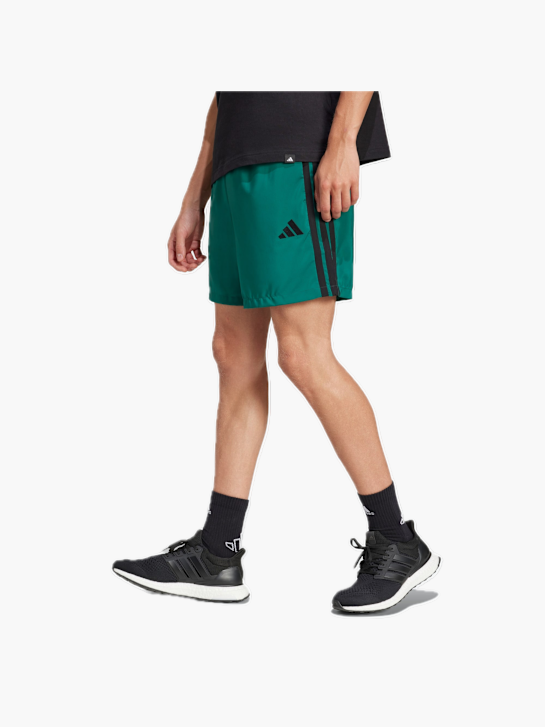 adidas Essentials 3-Streifen Chelsea Shorts Grün 131990 2